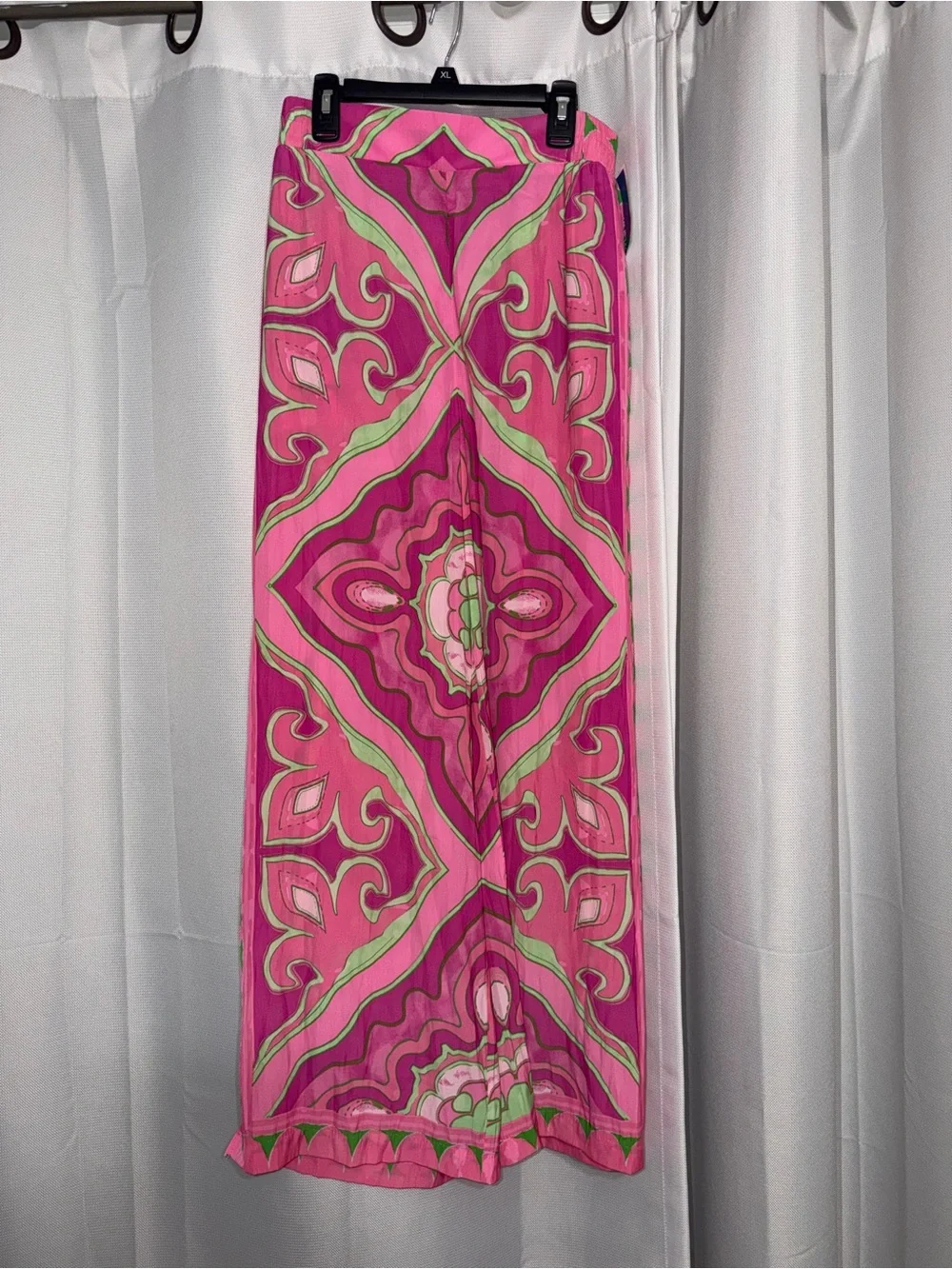 Rose + Olive Pink Patterned Flowy Pants (New with Tags!!)